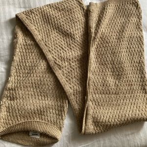 Bench scarf/shrug/wrap